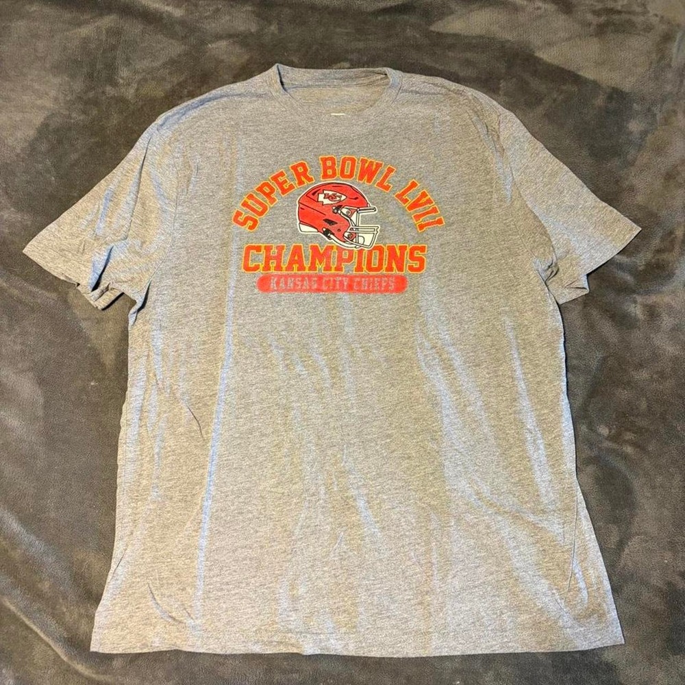 Grey Kansas City Chiefs Super Bowl LVI Champions T-shirt Size XL